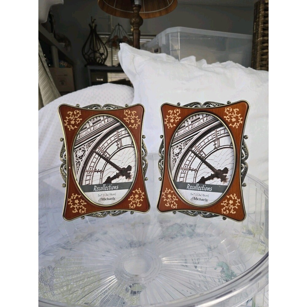 Pair of Art Deco Style Ornate Photo Picture Frames 5x7